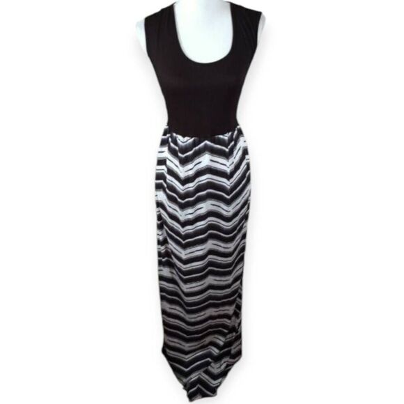 MA CHERIE MATERNITY BLACK & WHITE DRESS SZ.M EUC - Picture 1 of 5